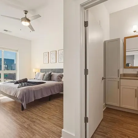 Blue Haven - Pool, Views, Free Parking Apartment
