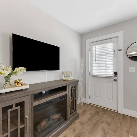 Apartment Optimist Abode 2: <7min To Noda-midwood-uptown Charlotte