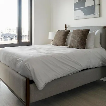 Landing - Bond On Mint Apartment Charlotte