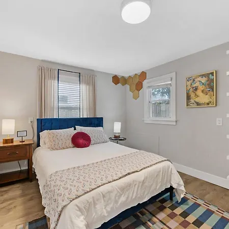 Apartment Optimist Abode 2: <7min To Noda-midwood-uptown Charlotte
