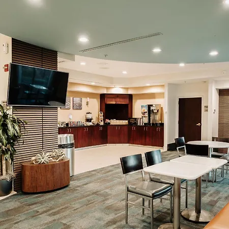Hotel The Beacon Airport By Ihg 3*