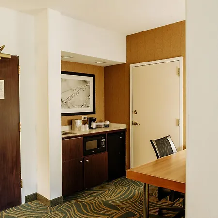 The Beacon Airport By Ihg Hotel Charlotte