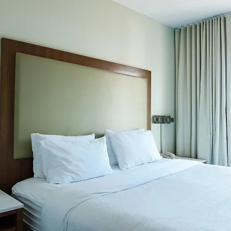 The Beacon Airport By Ihg 3* Charlotte