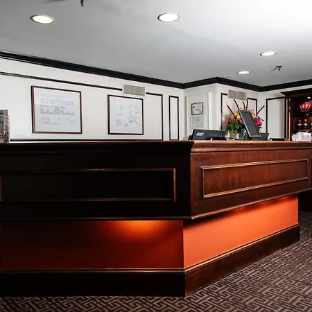 Hotel Dunhill 4*
