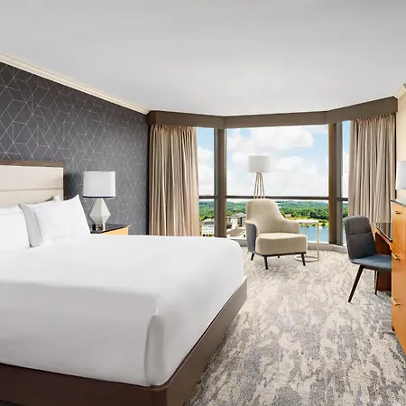 Hilton Place 3*