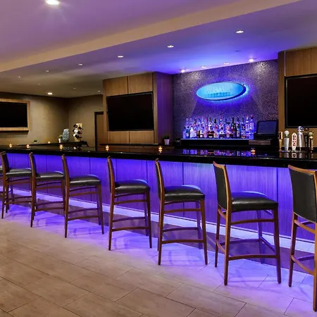 Hilton Place Hotel 3*