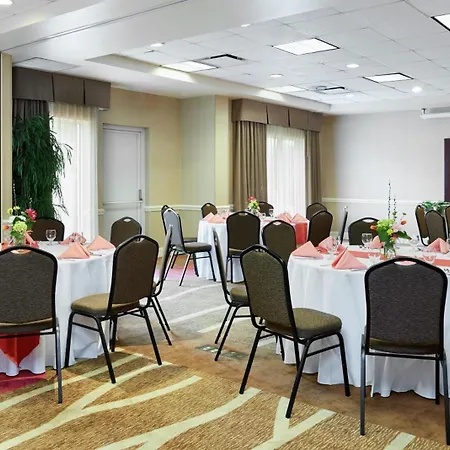 Hilton Garden North 3* Charlotte