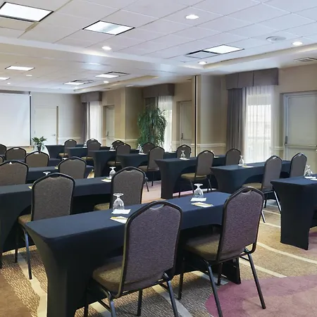 Hotel Hilton Garden North 3*