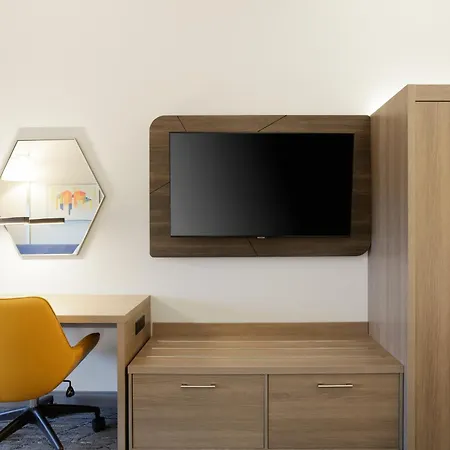 Express & North By Ihg