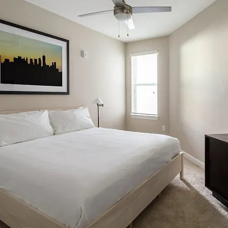 Kasa Freemorewest Hotel 4*