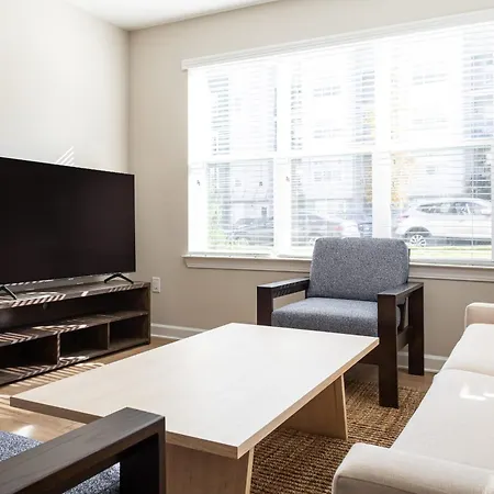 Kasa Freemorewest Hotel 4*