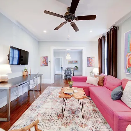 Retro 1br In Elizabeth With Porch & Eclectic Design *