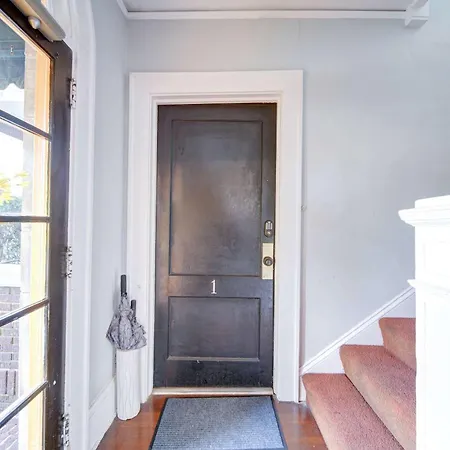 Elegant And Colorful 1br With Covered Porch *
