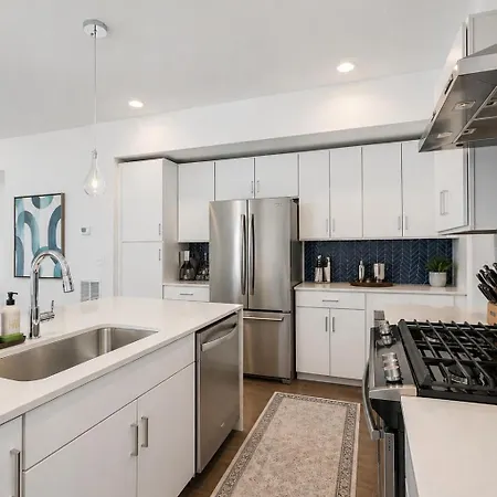 Holiday home Madmen Loft W Uptown Rooftop Views