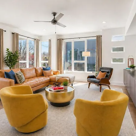 Madmen Loft W Uptown Rooftop Views