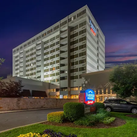 Fairfield & By Marriott Uptown Hotel Charlotte