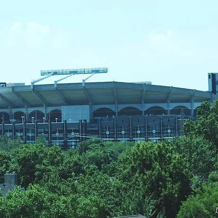 Doubletree By Hilton Uptown Hotel 3*