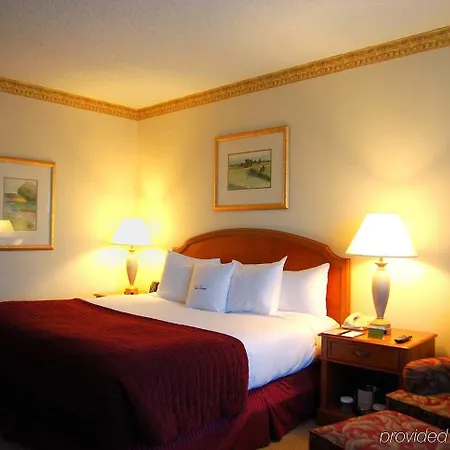Doubletree By Hilton Uptown 3*