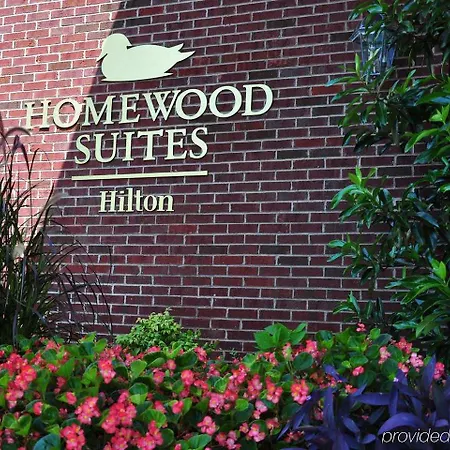 Hotel Homewood By Hilton Airport 2*