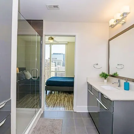 Uptown 2br Furnished *