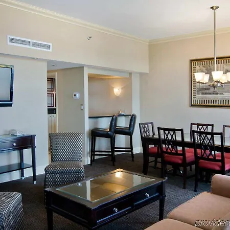 Hilton Place Hotel 3*