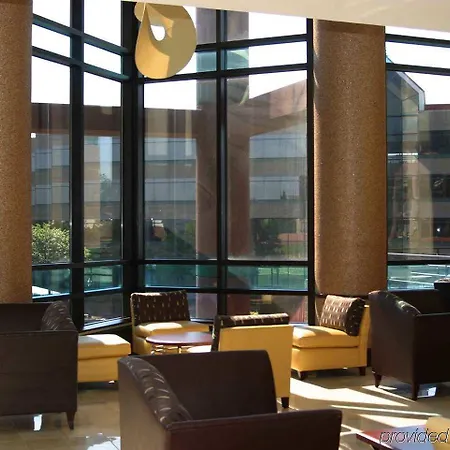 Hilton Place 3*