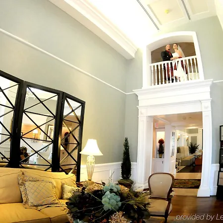 Hampton & South Park At Phillips Place 3* Charlotte