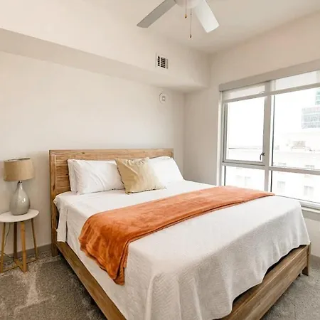 Apartment 2br Fully Furnished Uptown - Boa Stadium Apts