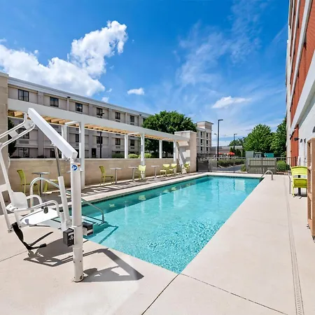 Home2 By Hilton Airport Hotel 3*
