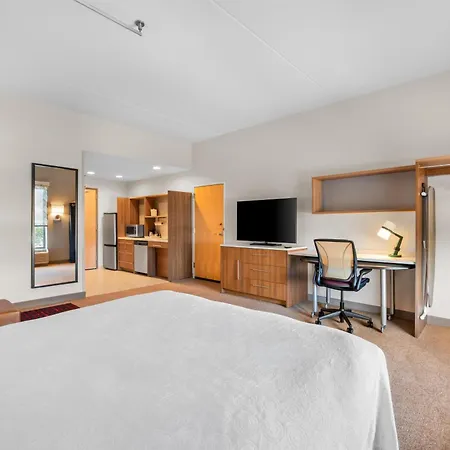 Home2 By Hilton Airport Hotel Charlotte