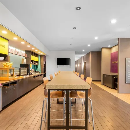 Home2 By Hilton Airport Hotel 3*