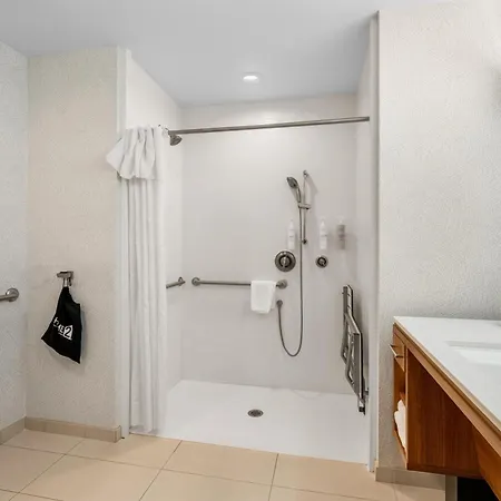 Home2 By Hilton Airport Charlotte