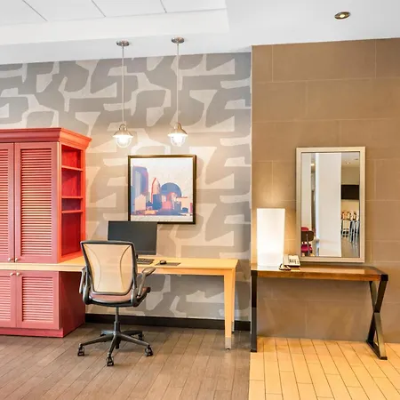 Home2 By Hilton Airport 3* Charlotte