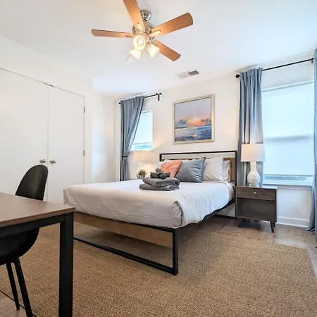 League Flats West End Apartment Charlotte
