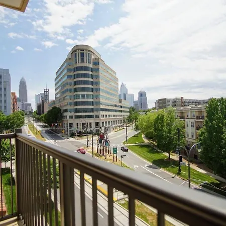 League Flats Uptown At West Trade Street * Charlotte