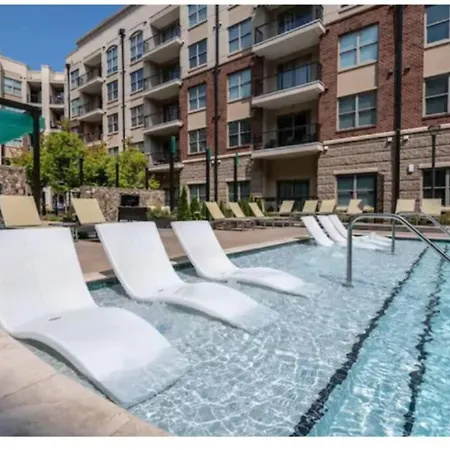 League Flats Uptown At West Trade Street Apartment *