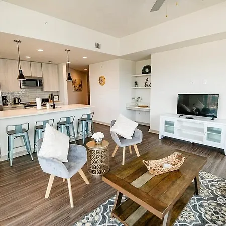 Uptown Fully Furnished 2br Apts Apartment *