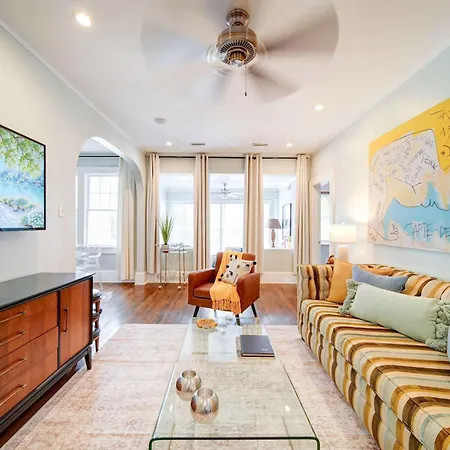 Contemporary Gem In The Heart Of Myers Park *