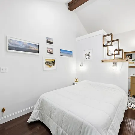 Guest house Bedrooms With Private Bath - 12min From Uptown *
