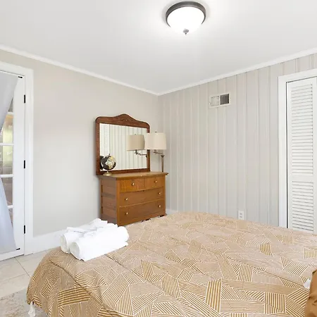 Holiday home Charm Of Southpark - 5 Bedrooms - 1 Of A Kind Lot!
