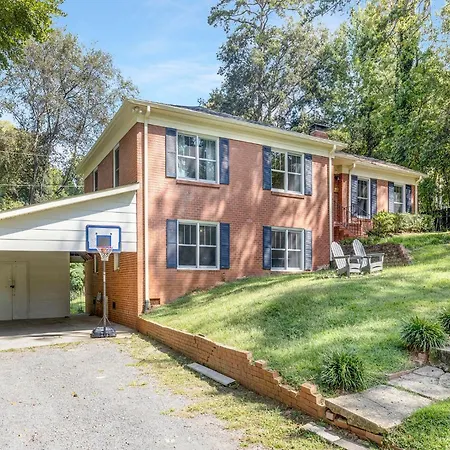 Charm Of Southpark - 5 Bedrooms - 1 Of A Kind Lot! * Charlotte