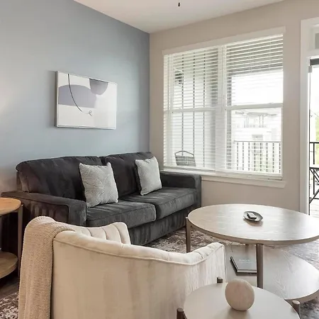 Apartment Landing Stunning 1bd Pool Yoga *