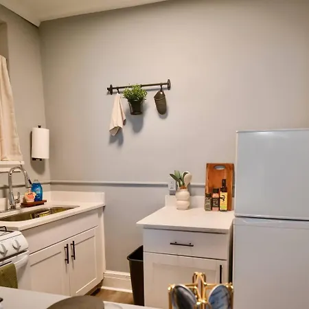 Uptown Funk Getaway With Parking & Walk To Stadiums, Nightlife Charlotte