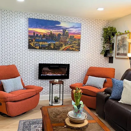 Holiday home Stylish 3br Upper Level Near Clt & Whitewater Charlotte