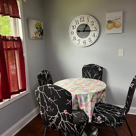Comfort Home, Near Uptown And Airport