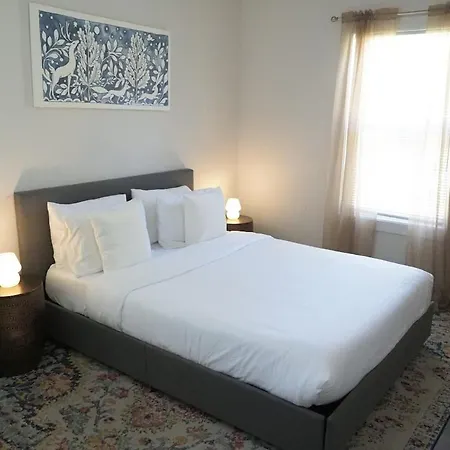 Holiday home Cozy-chic 3br Near Uncc Noda Uptown I-85