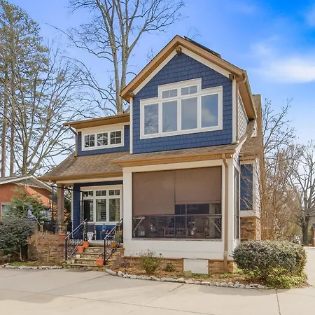 Bed & Breakfast Oak King Charlotte