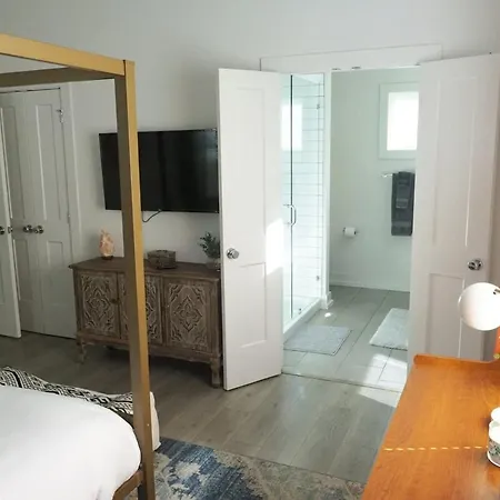 Holiday home Cozy-chic 3br Near Uncc Noda Uptown I-85