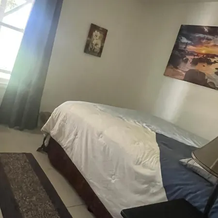 Comfort Home, Near Uptown And Airport Holiday home Charlotte