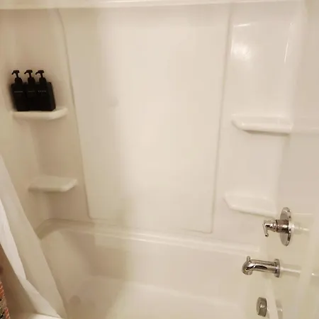 Cozy-chic 3br Near Uncc Noda Uptown I-85 Holiday home Charlotte